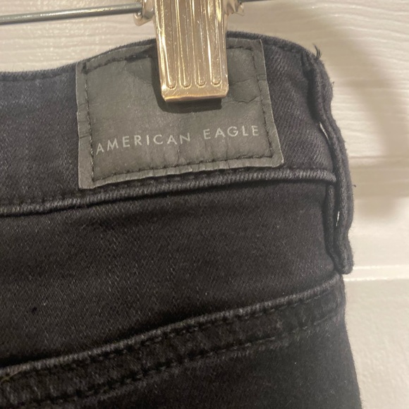 Women’s Black Ripped American Eagle Jeans - Picture 3 of 6